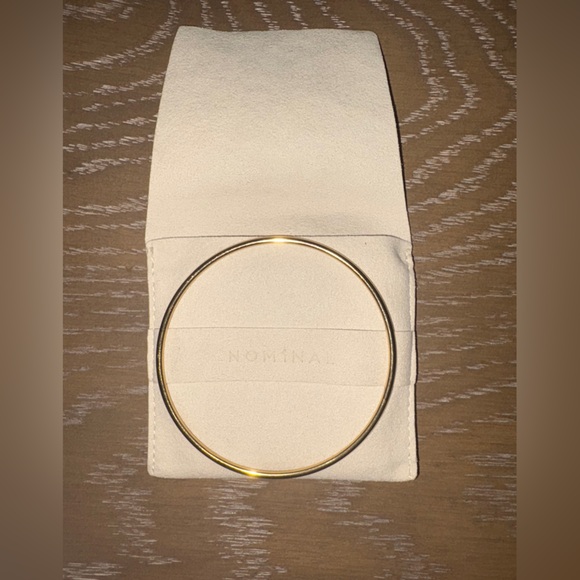 Gold Bangle Bracelet - Picture 1 of 3